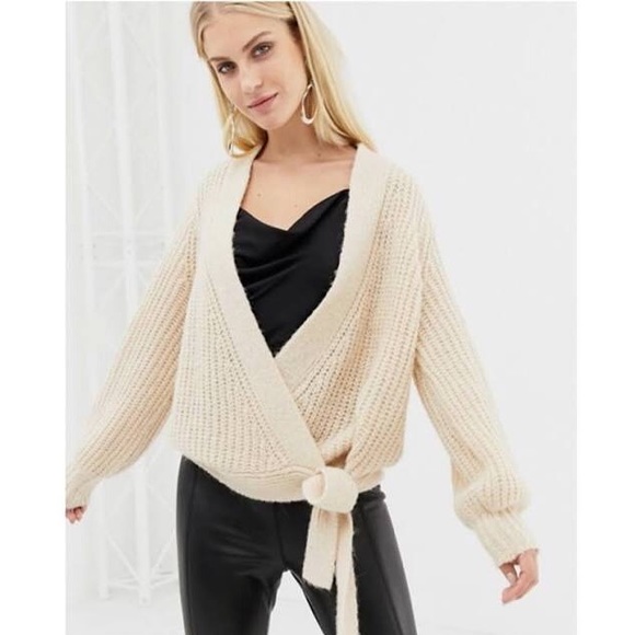 Cardigans from Y.A.S - Picture 1 of 2